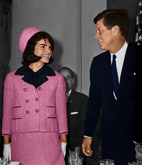 jackie o pink outfit - jackie kennedy pink suit photos.